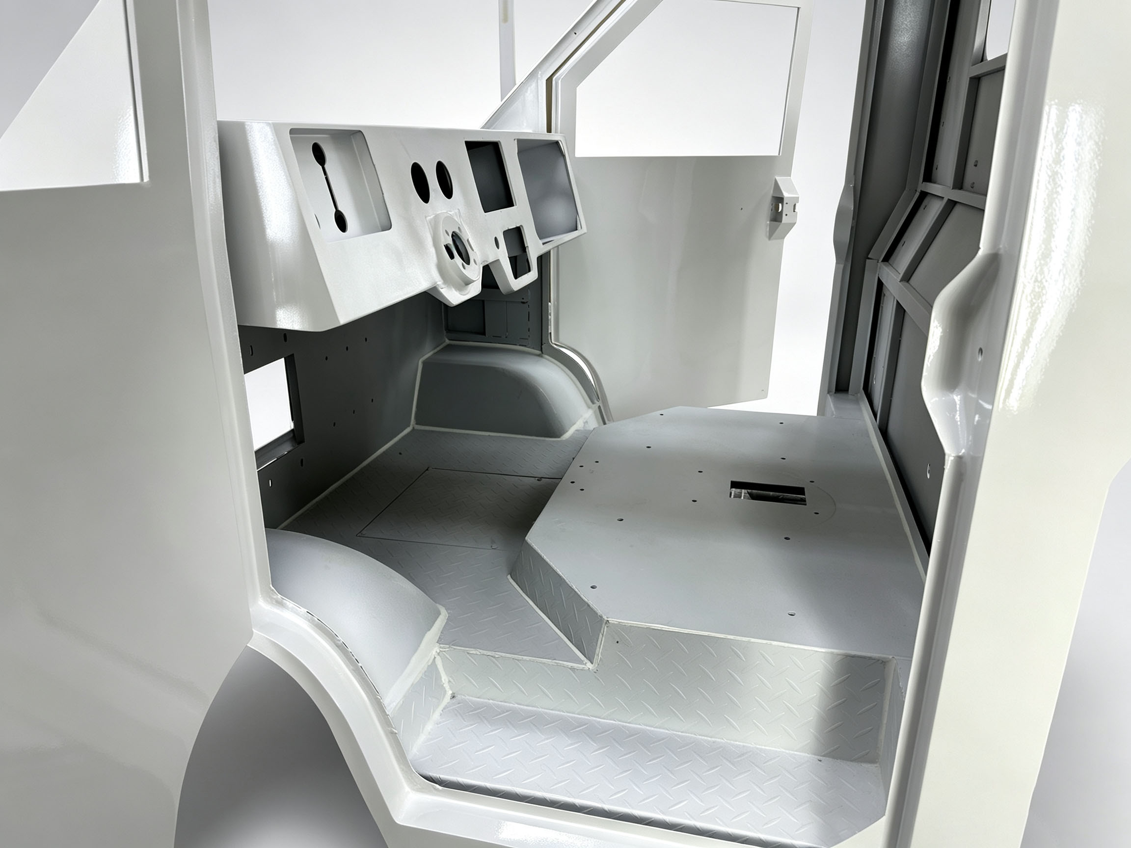 RUIZHONG Custom Non-Standard Mining Vehicle Cab