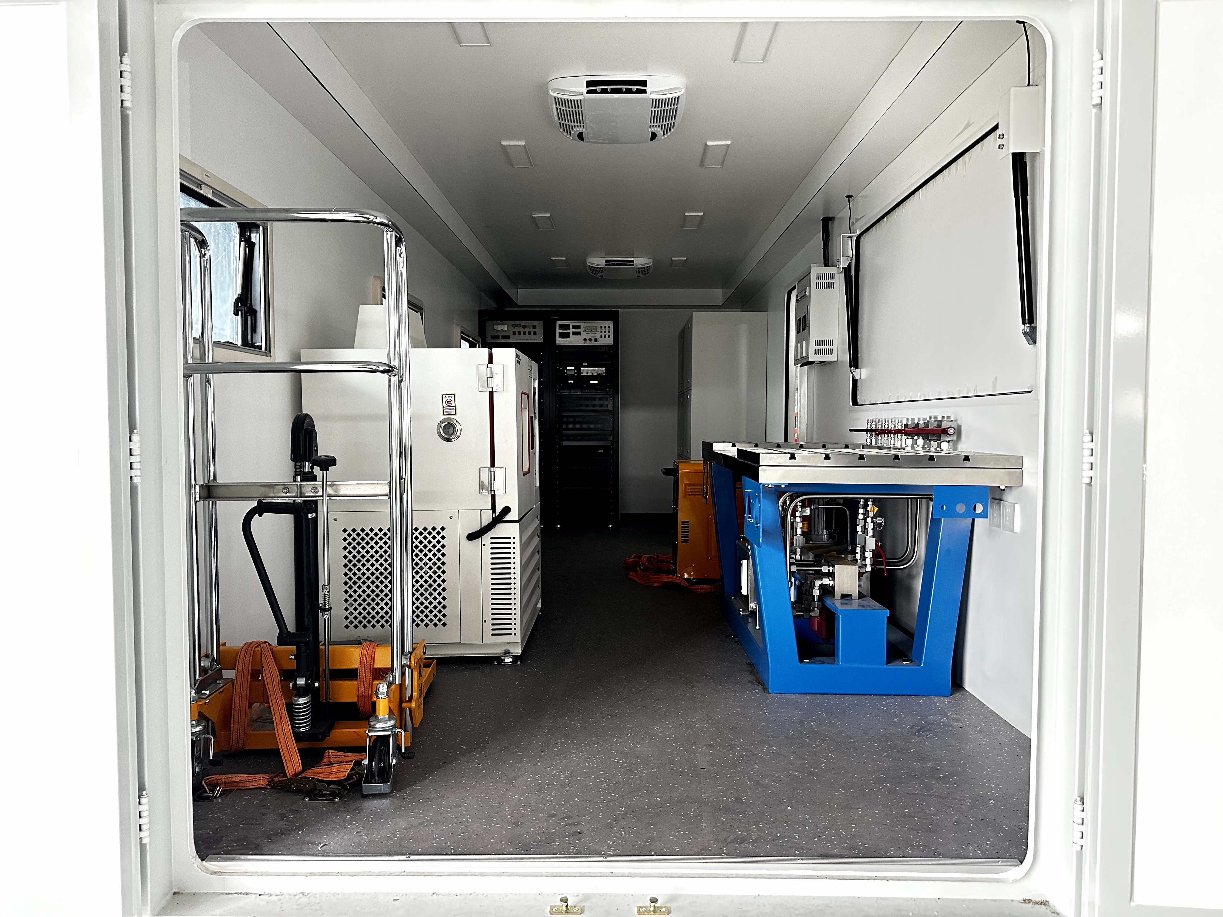 Vehicle‑Mounted Shelter